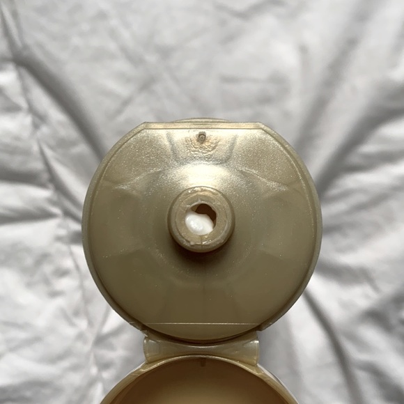 NWOT ROSE large moisturizing body cream - Picture 5 of 7